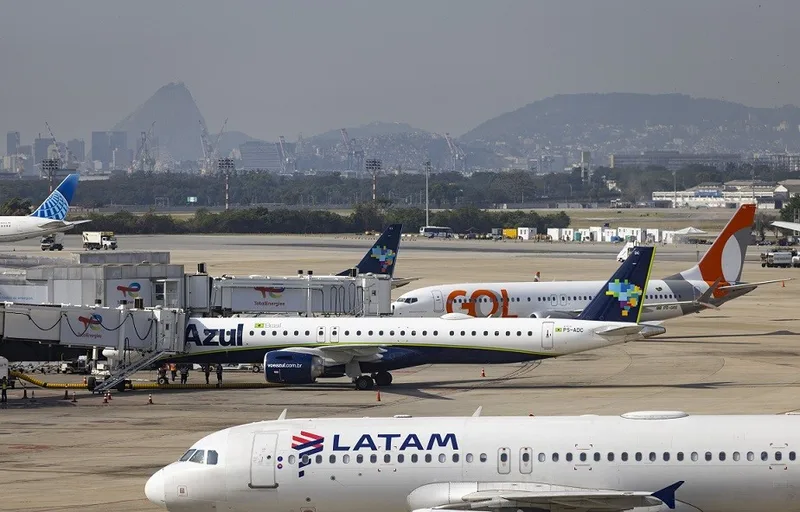 Aéreas disputam alíquota menor na reforma com base em rotas regionais
